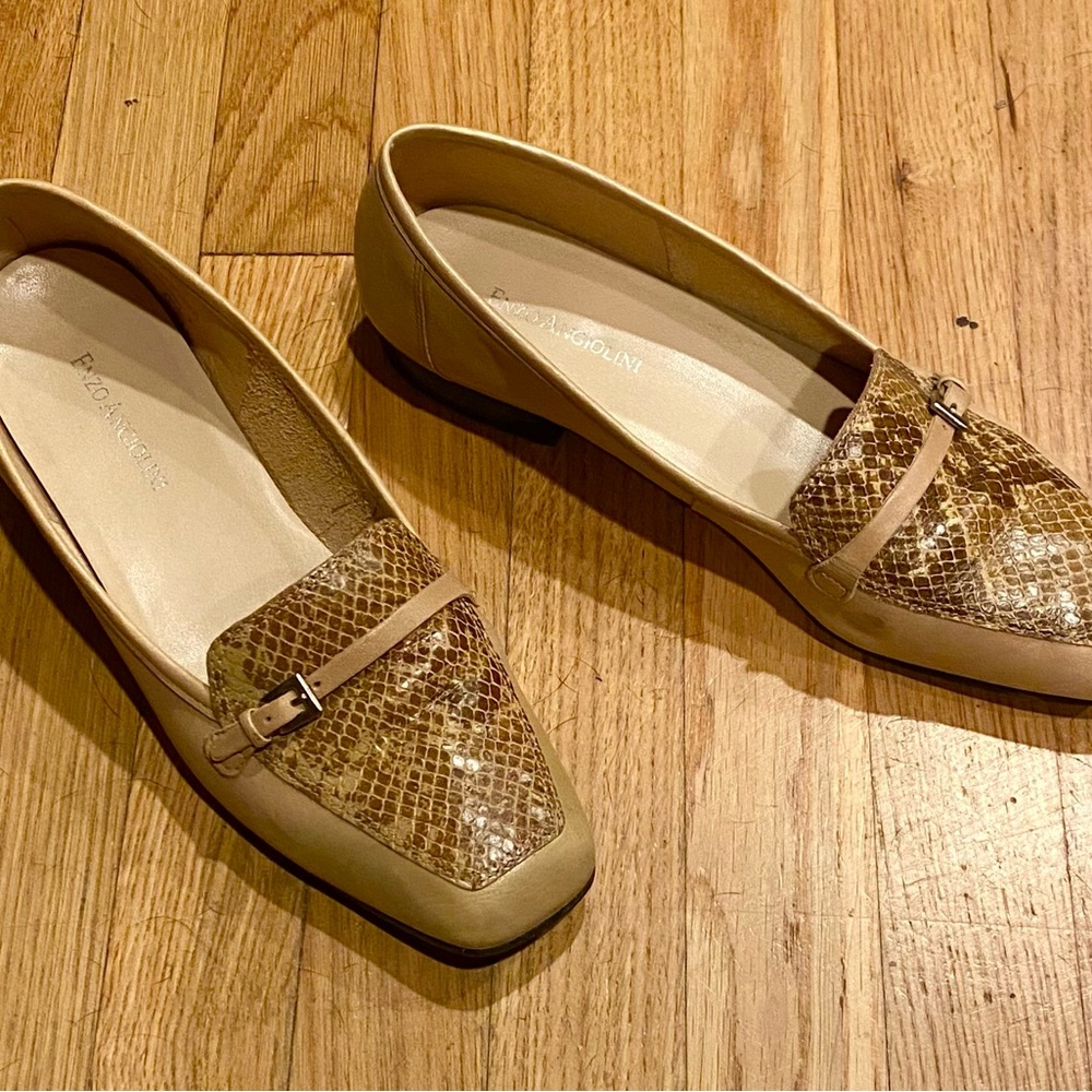 Enzo Angiolini Tan Snakeskin Print Flats